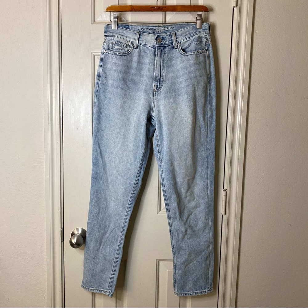 American Eagle Mom Jeans